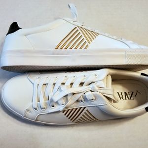 White, Black, and Gold Zara Mens Shoes Size 41 / 8